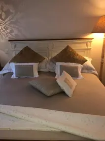 Cafe Cher-Mignon Et Chambres D’Hotes - Image 2