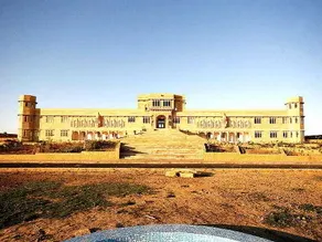 Thar Vilas - Image 1