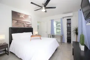 Tropical Getaway Studio-628B - Image 3