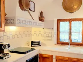 Cosy Cottage in Chiusdino With Garden - Image 2