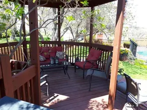 A Lil' Bit of Eden Bed and Breakfast - Image 5