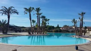 Domaine de vacances à 600m de la plage animations piscines en supplément belle villa climatisée 3 chambres 6 couchages WIFI LRPDSK3 - Image 3
