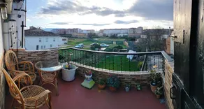 2 Bed Flat - Sleeps 4 - Parking - Wifi - Image 2