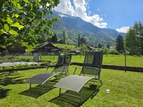 Cozy Vacation Spot - Image 2