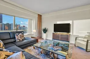 Four Season Hotel Luxurious 2 Bedrooms Apt FS3206 - Image 4