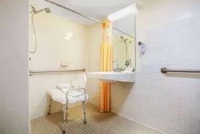 La Quinta Inn Del Rio - Image 2