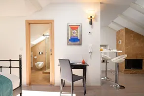 Splitska Perla City Centre Luxury Rooms - Image 5