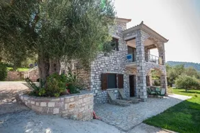 Diamond Elea Stone Apartments - Image 4