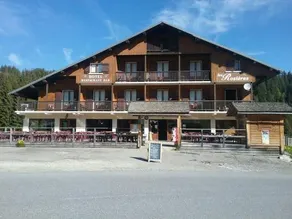 Hotel Restaurant Les Rosieres - Image 3