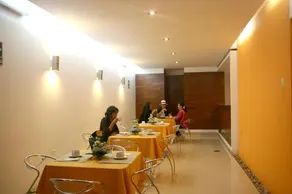 My Rouse Hotel - Image 4