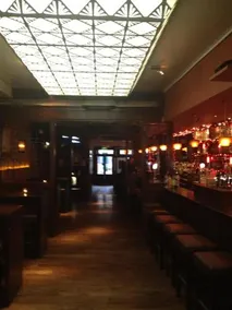 Hearns Hotel - Image 5