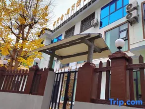 Fanjing Mountain Yunzhong Sheyue Xiasha Inn - Image 2