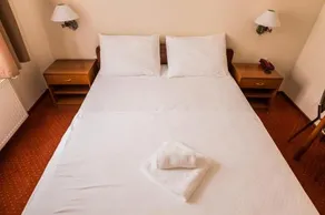 Hotel Carlstadt - Image 4