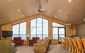 Hiawatha Beach Resort - Image 4