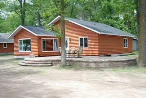 Hiawatha Beach Resort - Image 5