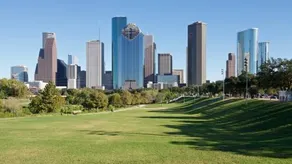 Downtown Retreat! Fun & Amazing Location! - Image 4