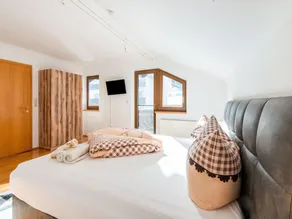 Group House in the Heart of the Tyrolean Otztal - Image 3