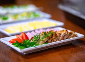 Premium Hostel Bed & Breakfast - Image 2