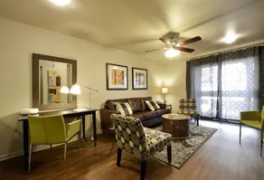 The Norwalk by Lodgewell - West Austin Three's Company Vibes - Image 4