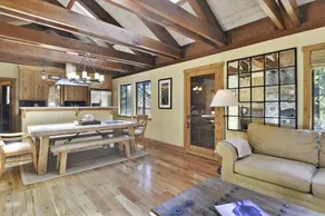Deer Park Alpine Getaway - Image 3