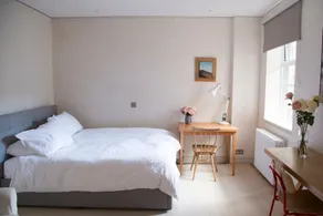 Light and functional flat in Chelsea, by Kings Road - Image 4