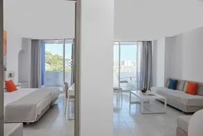 Epsilon Hotel Apartments - Image 2