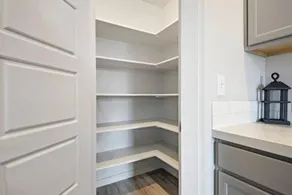Beautiful Brand New Kuna Home - Image 2