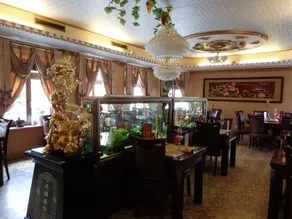 Hong Kong Hotel & Restaurant - Image 4