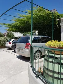 Guesthouse Jet - Image 2