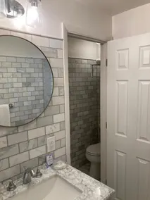 Pineapple House, Cozy Garden Apartment, City Center! Marble-Tiled Bathroom! FREE parking! - Image 4