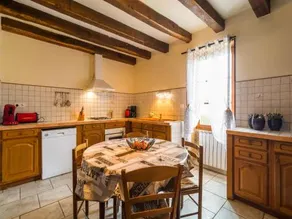 Lovely Holiday Home in Aquitaine With Private Swimming Pool - Image 2