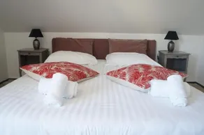 Hotel et Studios Le Marina - Image 2