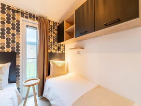 Holiday Home in 't Groene Hart on the Water - Image 5