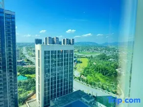 J ONE HOTEL - Image 2