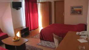 ViP HOTEL - Image 3