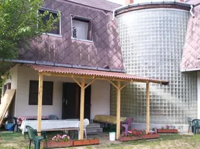 Helikon Panzió - Image 1