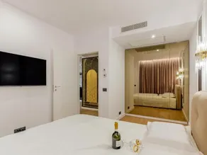 One Best Luxury Rental Herastrau Parc Apartment - Image 2