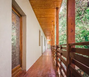 Zen Hostel by Pura Vida - Image 2