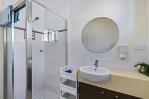 Zion Escapes City Edge Family Apartment - Image 3