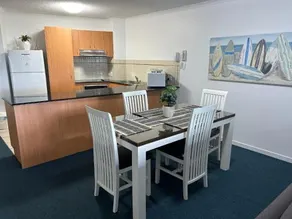 Prime Position – Dream Holiday Unit in Caloundra!! - Image 3
