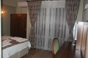 Ala Boutique Hotel - Image 3