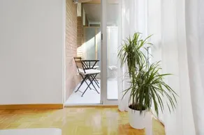 Apartamento BCN con balcón - Image 3