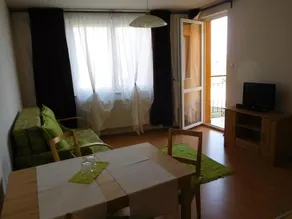 Jade Apartment - Image 2
