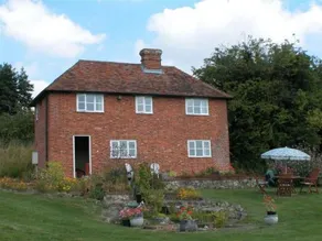 Orchard Cottage - Three Bedroom House, Sleeps 4 - Image 2