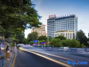 XiaMen Bailu Hotel - Image 3