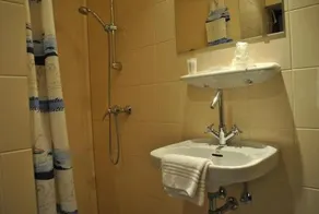 Hotel Du Passage - Image 4