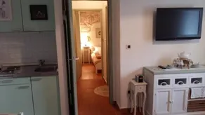 Villa Split Art - Image 3