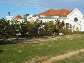 Royal Vista Villa - Image 2
