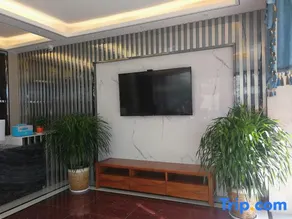 Ludian Hongzun Hotel - Image 4
