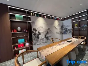 Future Main Station Smart Boutique Business Hotel - Image 4